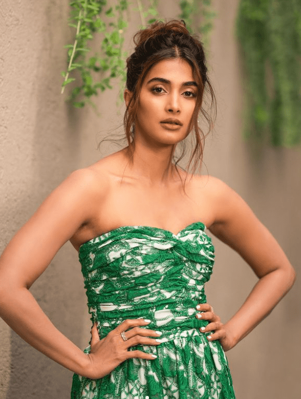 Pooja hegde - updatenews360