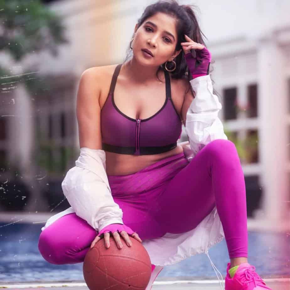 sakshi agarwal - updatenews360