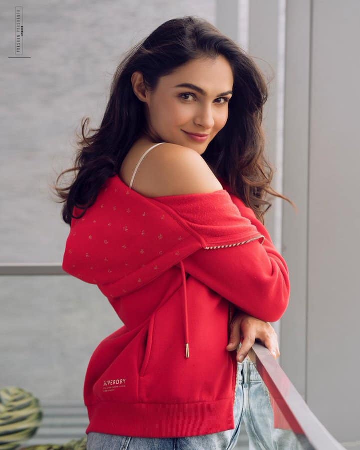 andrea jeremiah - updatenews360