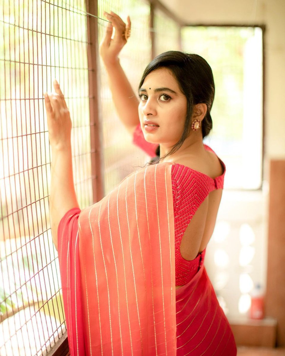 srushti dange - updatenews360