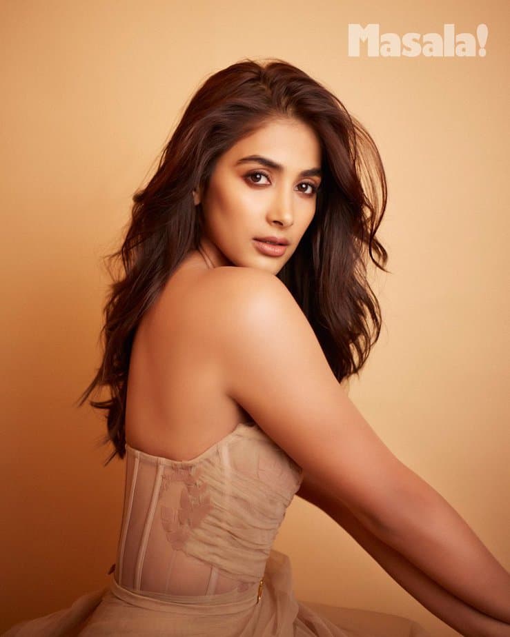 pooja hegde - updatenews360.jpg 1