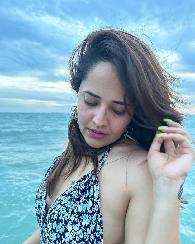 anasuya bharadwaj-updatenews360