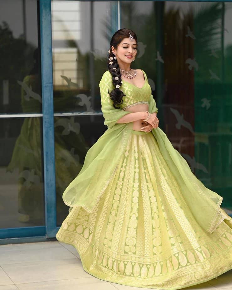 Pranitha Subhash-updatenews360