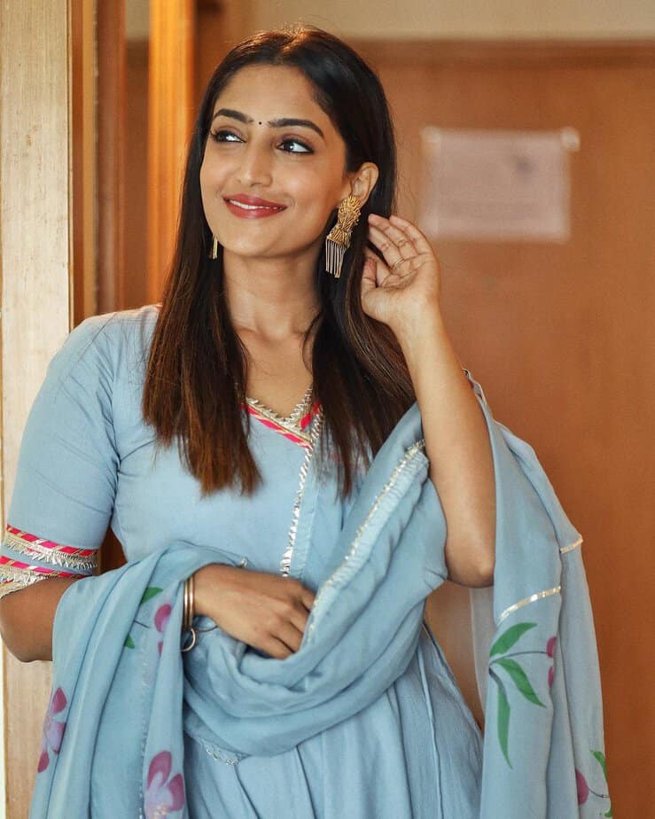 Reba Monica John-updatenews360